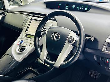2014 Toyota Prius G GRADE LIMITED HYBRID | MODELLISTA BODY KIT | 19 INCH ALLOY