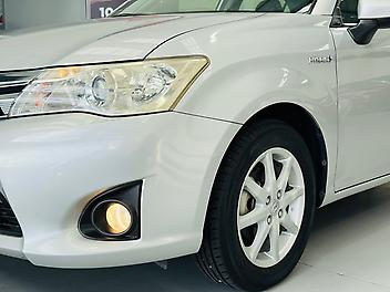 2013 Toyota Corolla AXIO HYBRID G GRADE | PUSH START | SUPER LOW KM |
