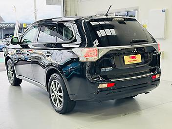 2013 Mitsubishi Outlander PHEV 4WD | LEATHER | HEAT SEAT | (PRE-OWNED)