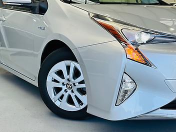 2016 Toyota Prius S GRADE LIMITED HYBRID | CRUISE CONTROL | FOG LAMPS