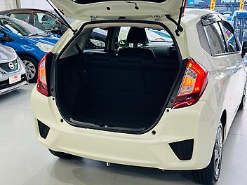 2013 Honda Fit HYBRID F-PACKAGE | ARM REST | REVERSE CAMERA