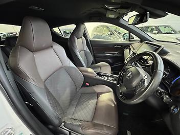 2017 Toyota C-hr G GRADE LIMITED LED HYBRID | CRUISE CONTROL