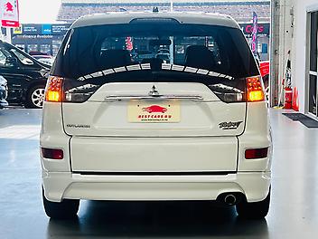 2011 Mitsubishi Outlander 2.4L 4WD ROADEST | 7-SEATS | SMART KEY | (PRE-OWNED)