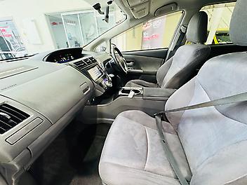 2013 Toyota Prius ALPHA G GRADE HYBRID | 07-SEATER | CRUISE CONTROL (PRE-OWNED)