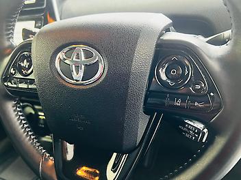 2021 Toyota Prius S LIMITED HYBRID | ADAPTIVE CRUISE CONTROL | FOG LIGHTS