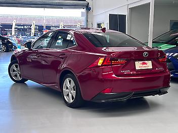 2014 Lexus Is300h HYBRID LOW KM SEDAN | LEATHER ELECTRIC HEATED SEATS | 