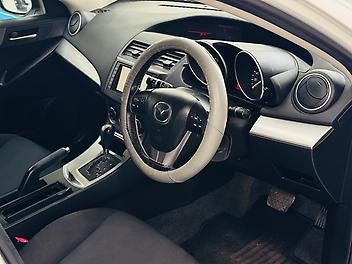 2011 Mazda Axela 1.5L SPORTS HATCHBACK | AUTOMATIC | (PRE-OWNED)