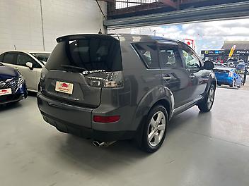 2007 Mitsubishi Outlander 07-SEATER | 4WD PETROL SUV | (PRE-OWNED)