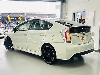 2014 Toyota Prius G GRADE LIMITED HYBRID | MODELLISTA BODY KIT | 19 INCH ALLOY