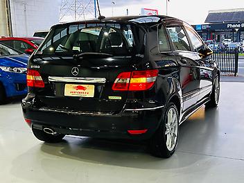 2011 Mercedes-benz B180 LUXURY HATCHBACK | ALLOY WHEELS | LEATHER INTERIOR | PRE OWNED