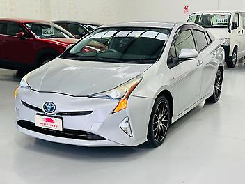 2017 Toyota Prius S LIMITED HYBRID | CRUISE CONTROL | ALLOY WHEELS