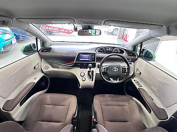 2016 Toyota Sienta HYBRID G GRADE | 07 SEATER | PUSH START | AUTO HEADLIGHTS 