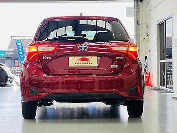 2017 Toyota VITZ HYBRID JUWELA LIMITED | SUPER  LOW MILEAGE | FOGs