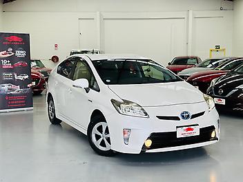 2015 Toyota Prius S GRADE LIMITED HYBRID | FOGs | FUEL SAVER