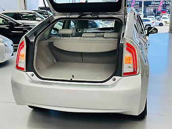 2016 Toyota Prius S LIMITED HYBRID | FOG LAMPS