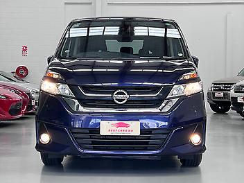 2017 Nissan Serena 2.0 L HYBRID V PACKAGE | 8 SEATER | ADAPTIVE CRUISE CONTROL 