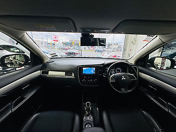 2013 Mitsubishi Outlander PHEV 4WD | LEATHER | HEAT SEAT | (PRE-OWNED)