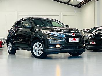 2014 Honda Vezel 1.5 L HYBRID X | CRUISE CONTROL | FOG LIGHTS | TRIPTRONIC