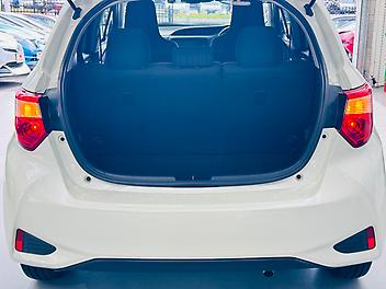 2017 Toyota VITZ HYBRID F GRADE | PUSH START WITH SMART KEY | 