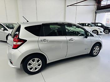 2017 Nissan NOTE E-POWER | 360 CAMERA | LOW KM | (PRE-OWNED)