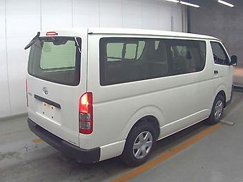 2025 Toyota Hiace ALMOST BRANDNEW DIESEL 29KM ONLY | CLAIM 20% TAX DEDUCTION