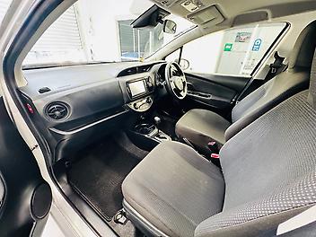 2018 Toyota VITZ HYBRID F GRADE | PUSH START WITH SMART KEY | DUAL MULTIFUNCTION