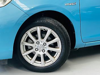 2013 Toyota Aqua S GRADE HYBRID | ALLOY WHEELS | REVERSE CAMERA