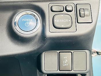 2013 Toyota Aqua S GRADE HYBRID | ALLOY WHEELS | REVERSE CAMERA