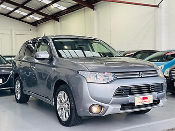 2014 Mitsubishi Outlander PHEV 4WD | LEATHER TRIM | CRUISE | HEAT SEAT 