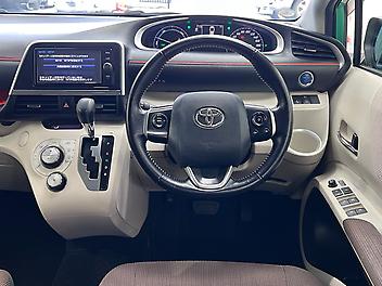 2016 Toyota Sienta HYBRID G GRADE | 07 SEATER | PUSH START | AUTO HEADLIGHTS 