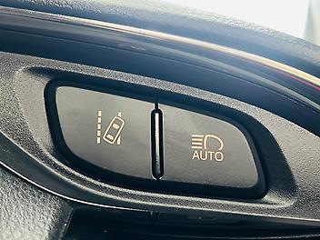 2017 Toyota VITZ HYBRID JUWELA LIMITED | SUPER  LOW MILEAGE | FOGs