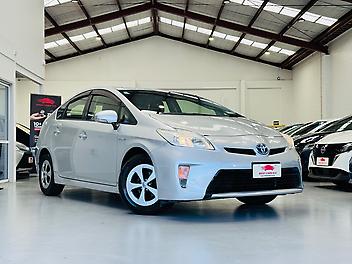 2012 Toyota Prius 1.8L HYBRID (PRE-OWNED)