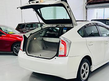 2015 Toyota Prius S GRADE LIMITED HYBRID | FOGs | FUEL SAVER