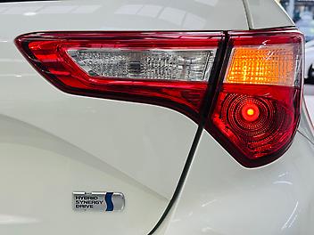 2017 Toyota VITZ HYBRID F GRADE | PUSH START WITH SMART KEY | 