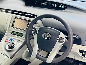 2016 Toyota Prius S LIMITED HYBRID | FOG LAMPS