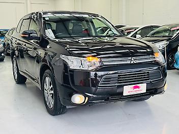 2013 Mitsubishi Outlander PHEV 4WD | LEATHER | HEAT SEAT | (PRE-OWNED)