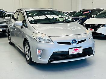 2012 Toyota Prius 1.8L HYBRID (PRE-OWNED)