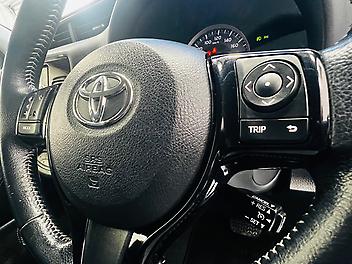 2017 Toyota VITZ HYBRID U SPORT PACKAGE | HIGH SPEC | CRUISE CONTROL