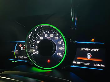 2015 Honda Vezel HYBRID Z LIMITED | CRUISE CONTROL | FOGs | ALLOYS