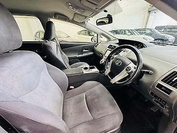 2013 Toyota Prius ALPHA G GRADE HYBRID | 07-SEATER | CRUISE CONTROL (PRE-OWNED)