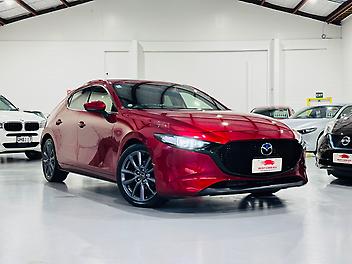 2019 Mazda 3 FASTBACK 20S BURGUNDY  LIMITED SELECTION | SUPER LOW KM