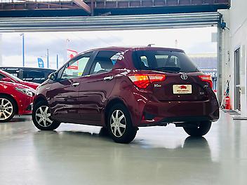 2017 Toyota VITZ HYBRID JUWELA LIMITED | SUPER  LOW MILEAGE | FOGs