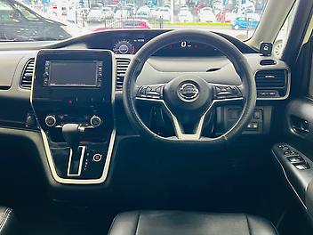 2017 Nissan Serena X HYBRID | 7 SEATER | 360 CAM | DUAL POWER DOORS 