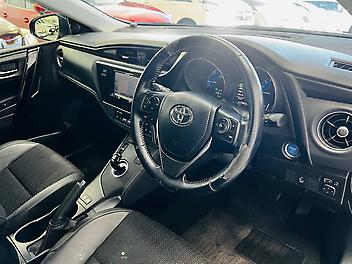 2017 Toyota Auris HYBRID HATCHBACK | FOG LAMPS | ALLOY WHEELS