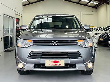 2014 Mitsubishi Outlander PHEV 4WD | LEATHER TRIM | CRUISE | HEAT SEAT 