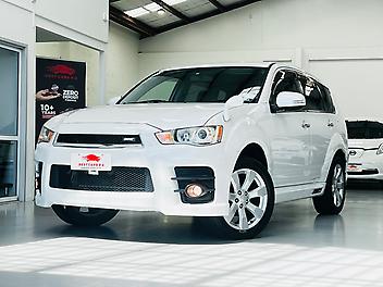 2011 Mitsubishi Outlander 2.4L 4WD ROADEST | 7-SEATS | SMART KEY | (PRE-OWNED)