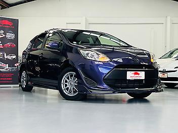 2017 Toyota Aqua 1.5L HYBRID | S GRADE | TRD BODY KIT | HEATED SEATS 