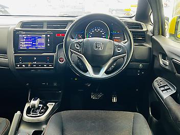2013 Honda Fit S GRADE SPORTS HYBRID | TIPTRONIC | FOGs | ALLOYs 