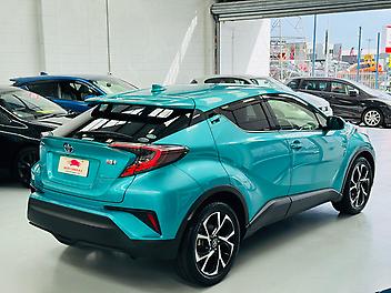 2017 Toyota C-hr G GRADE LIMITED HYBRID | RADIANT GREEN METALLIC