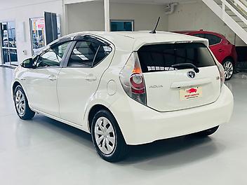 2012 Toyota Aqua S GRADE | PUSH START WITH SMART KEY | (PRE-OWNED)
